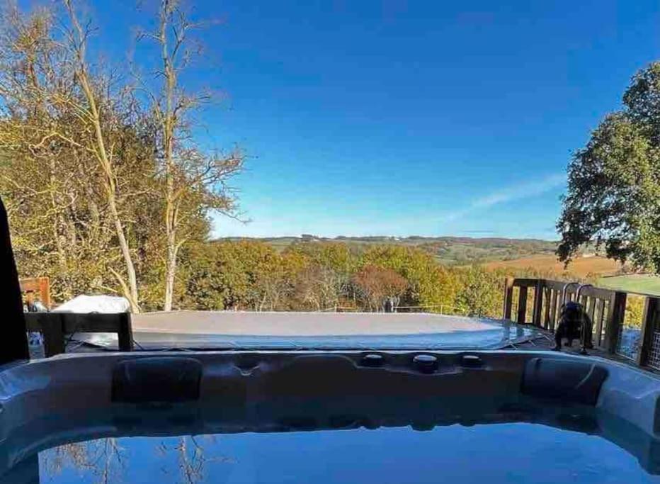 Gite A La Ferme Avec Jacuzzi Et Piscine Chauffee Saint-Felix-de-Tournegat 外观 照片