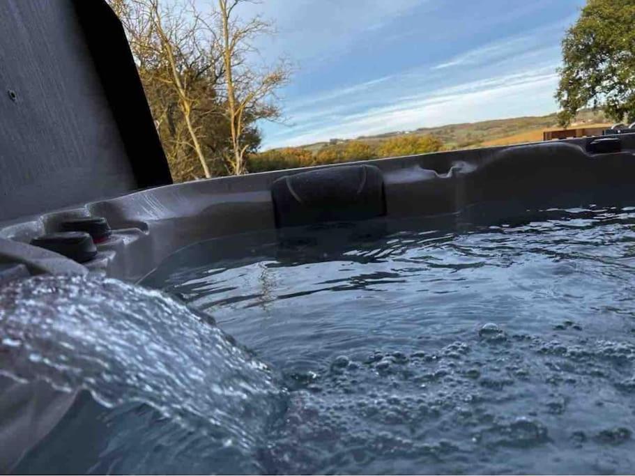 Gite A La Ferme Avec Jacuzzi Et Piscine Chauffee Saint-Felix-de-Tournegat 外观 照片